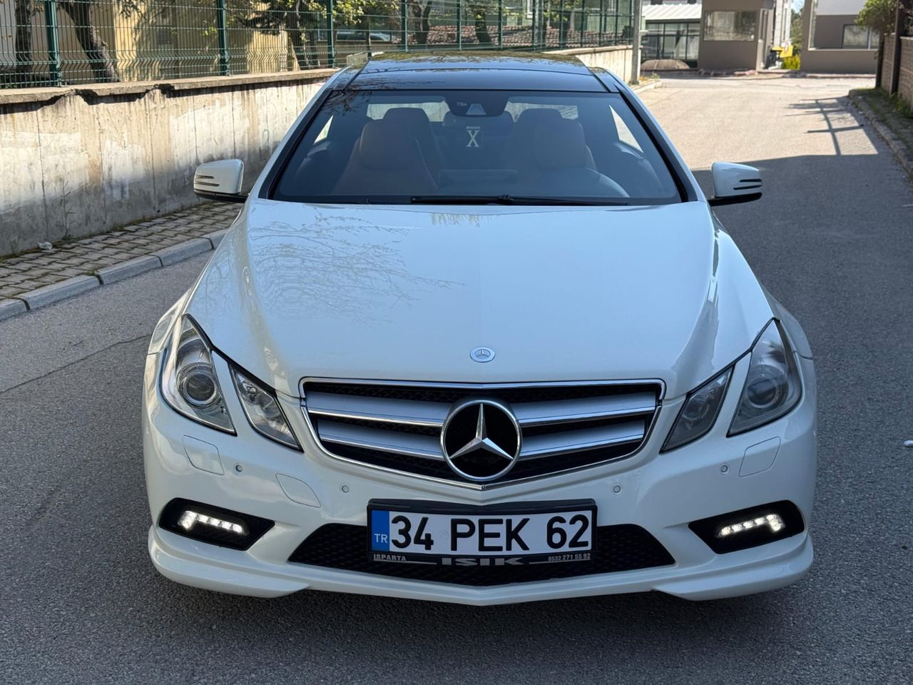2011 Mercedes-Benz E Serisi E 250 CGI Premium — fotoğraf 2