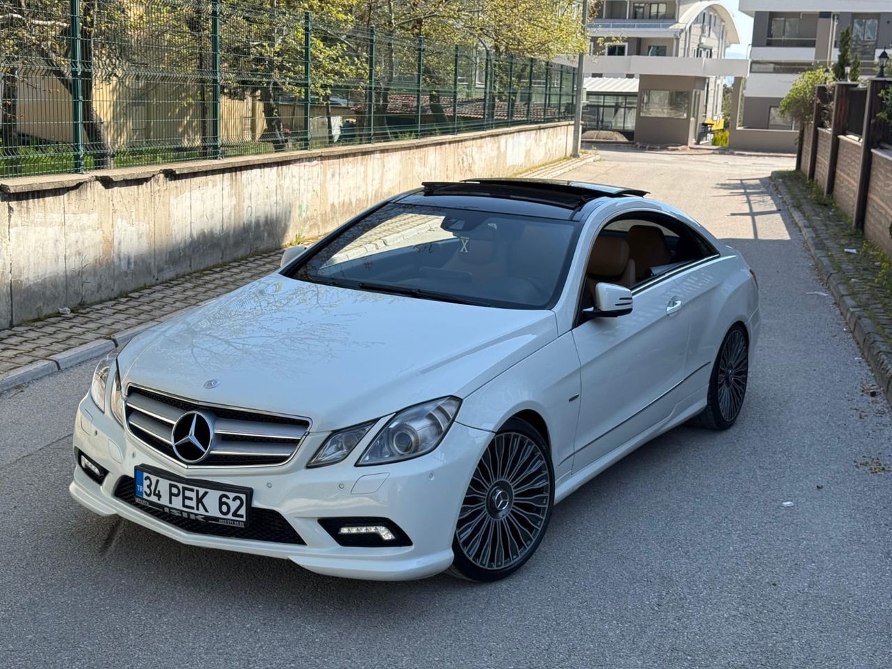 2011 Mercedes-Benz E Serisi E 250 CGI Premium — fotoğraf 5